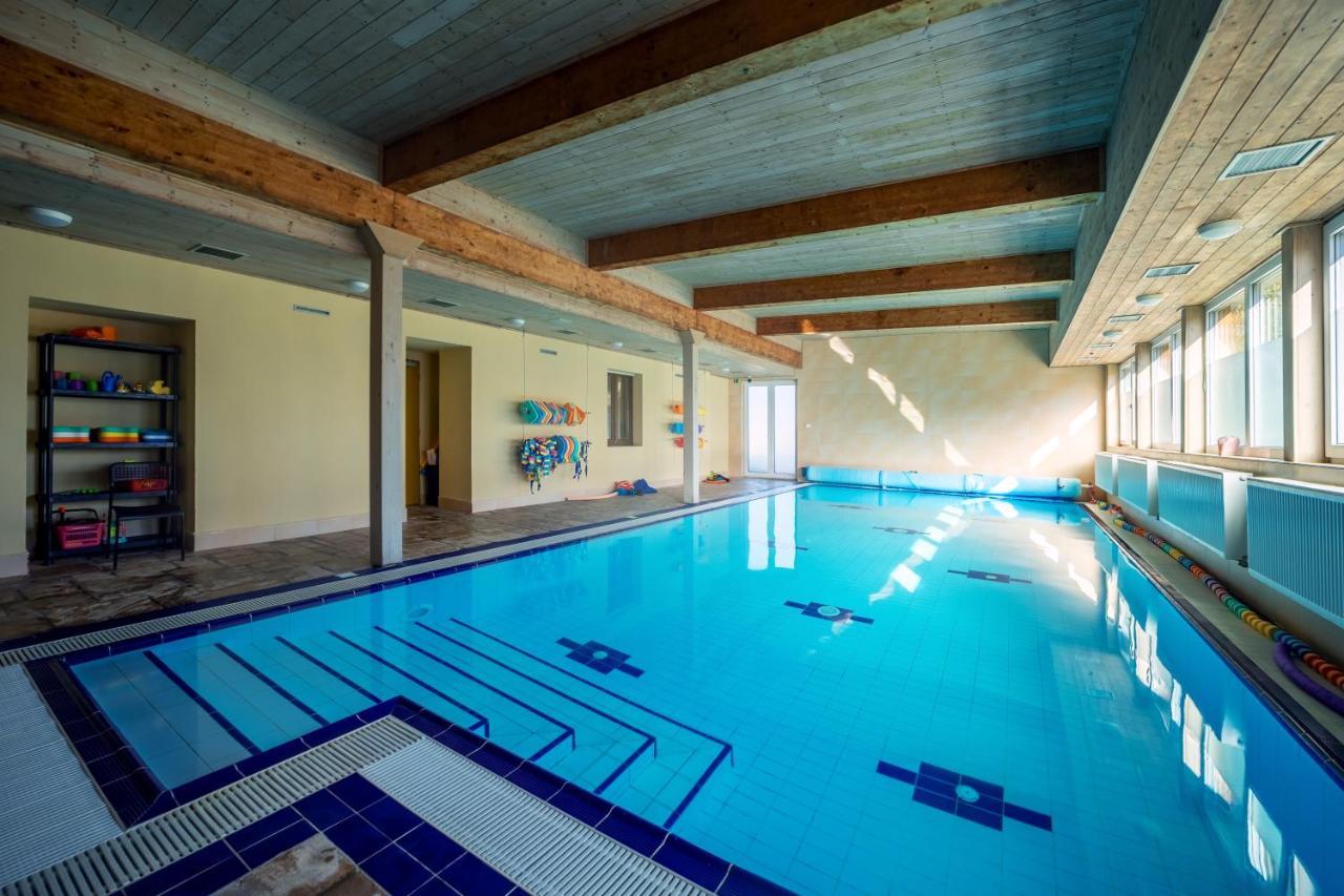 Valnovka Wellness Hotel Kamenice Bagian luar foto