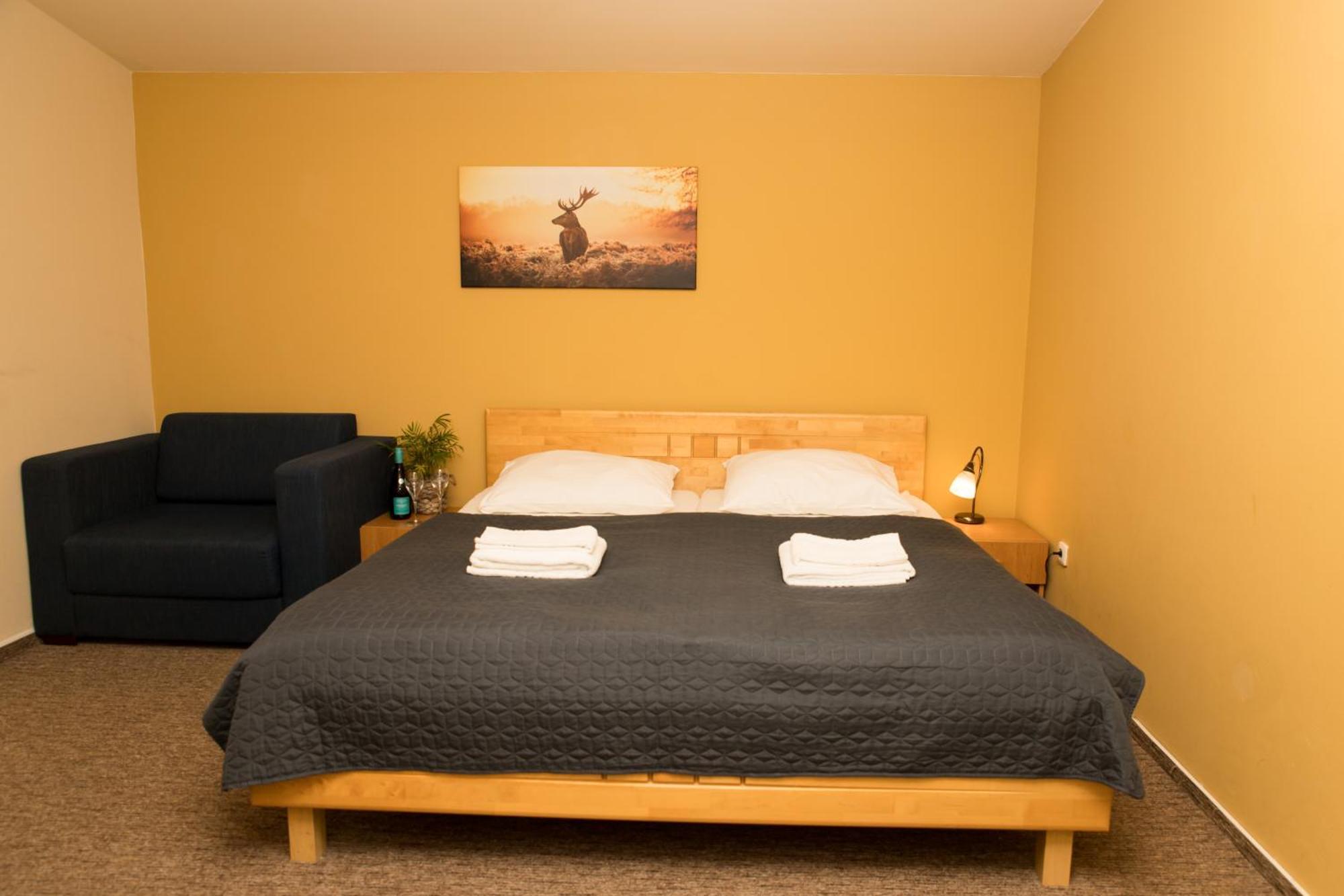 Valnovka Wellness Hotel Kamenice Bagian luar foto